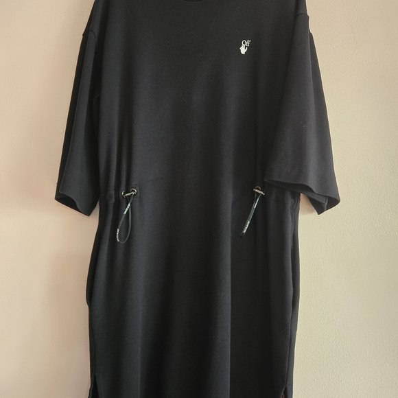 Off-White Black Short Sleeve Dress - Picture 1 of 5